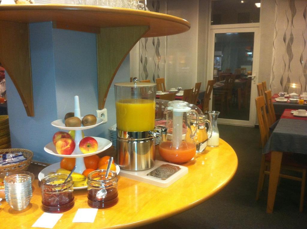 Amadeus Hotel Sarreguemines Luaran gambar